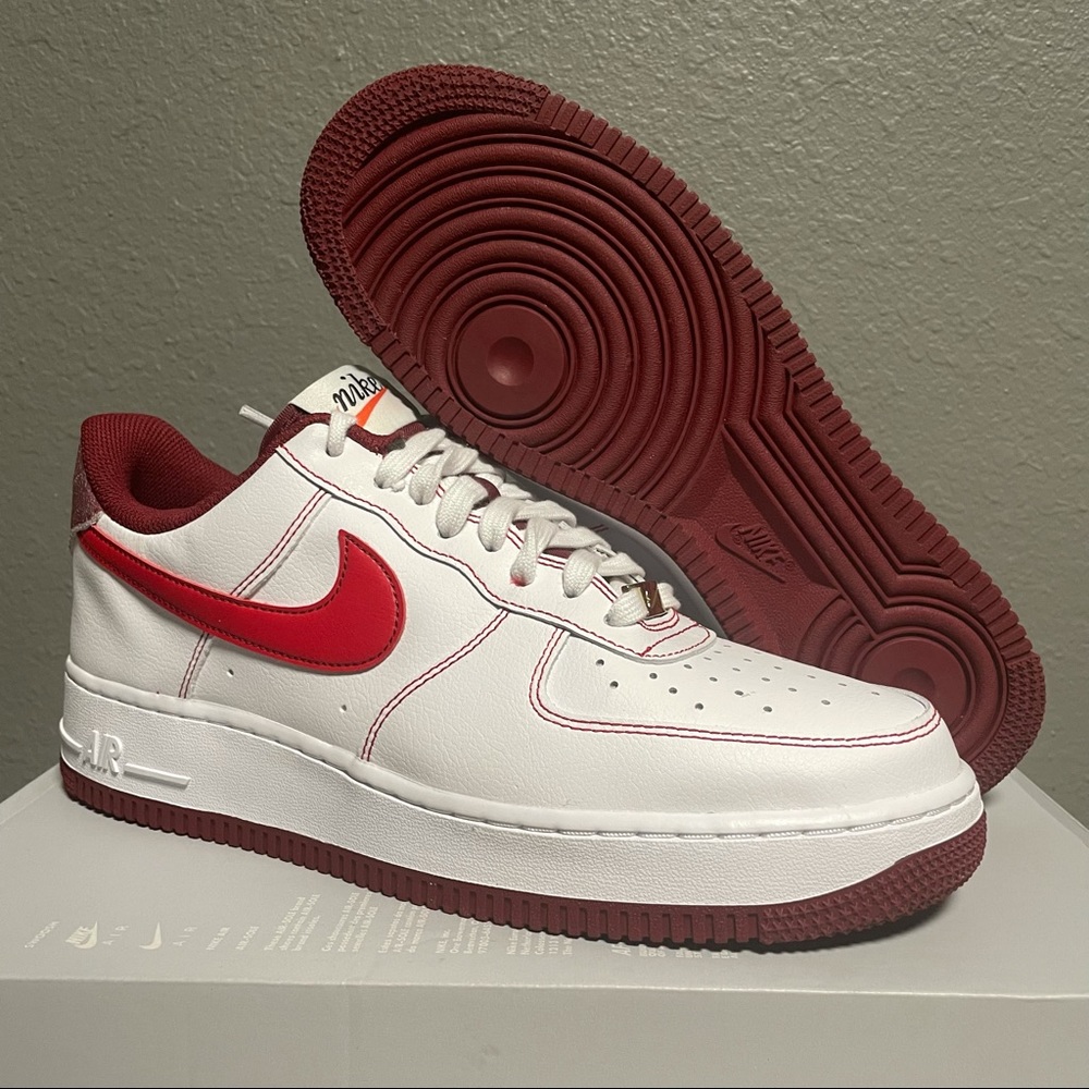Nike Air Force 1 Low size 9.5 NEW